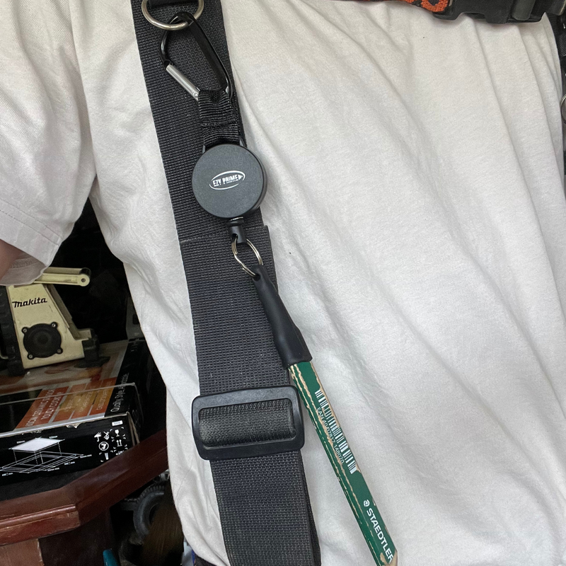 Load image into Gallery viewer, EZY Pencil holder Carabiner